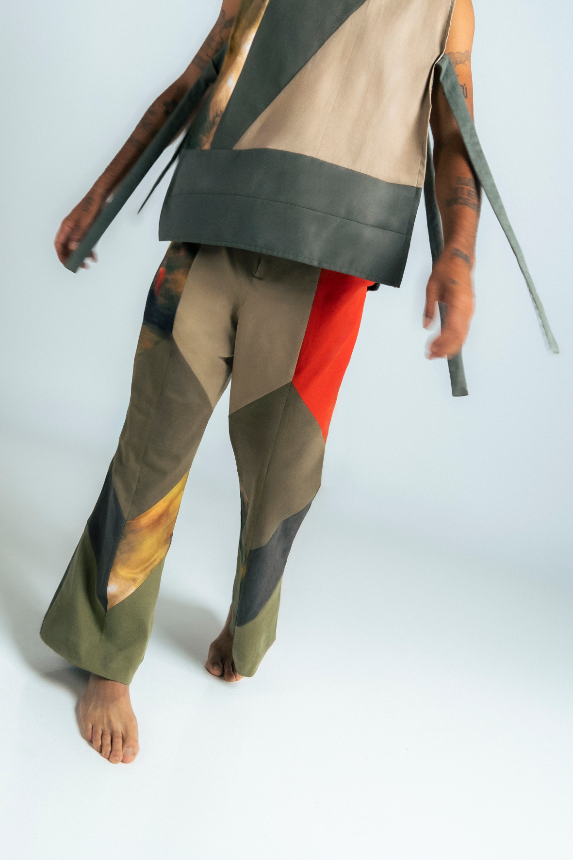 Modelo Distorsión - Pantalón