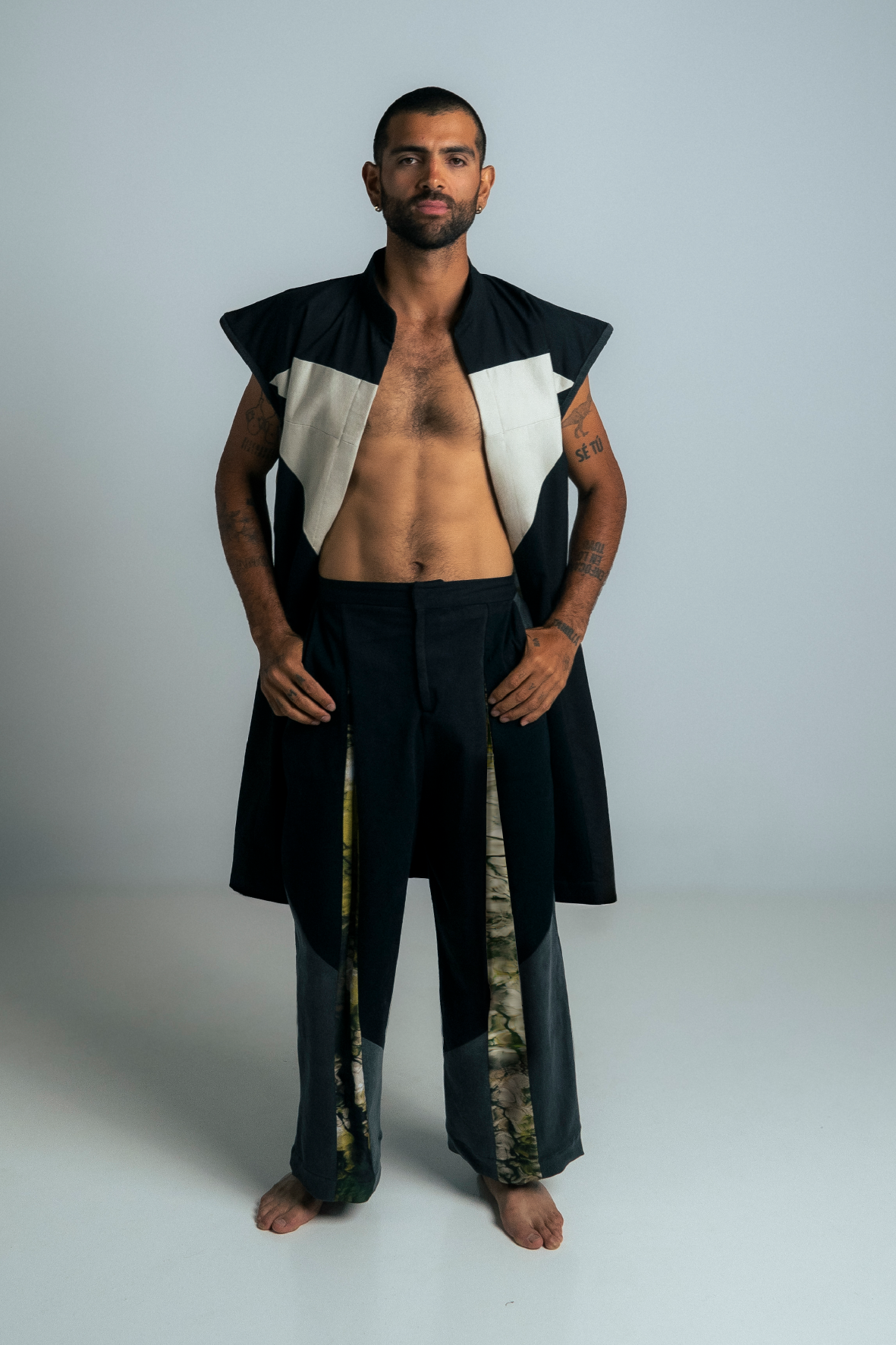 Model RG - Vest