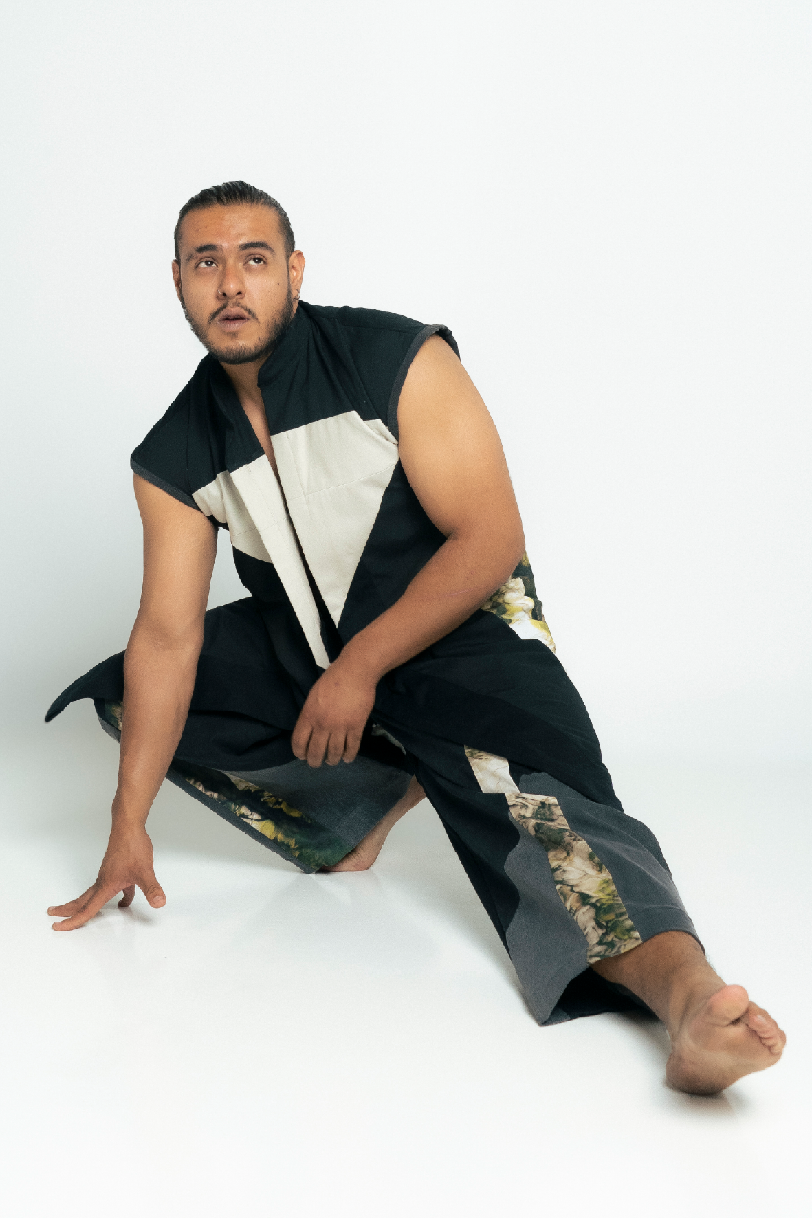 Model RG - Vest